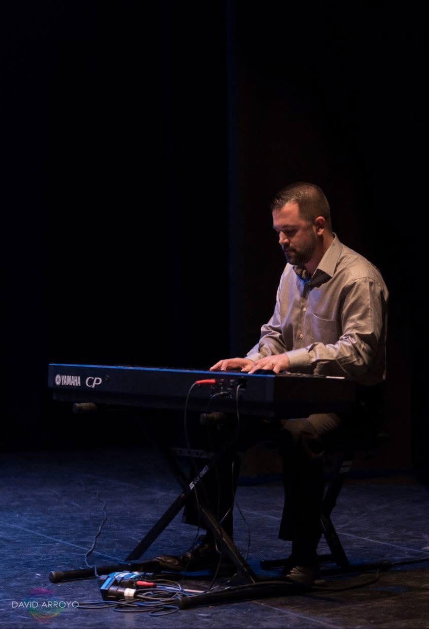 Al piano durante «Un paseo por el flamenco»